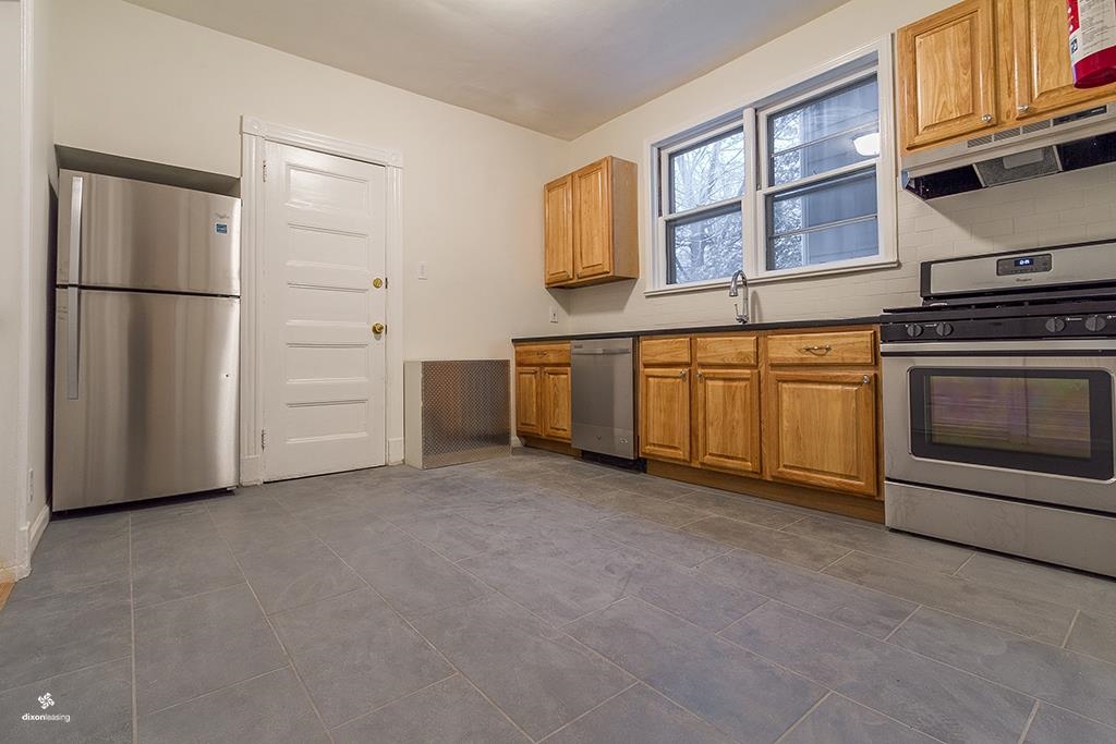 43 WEST 26TH ST