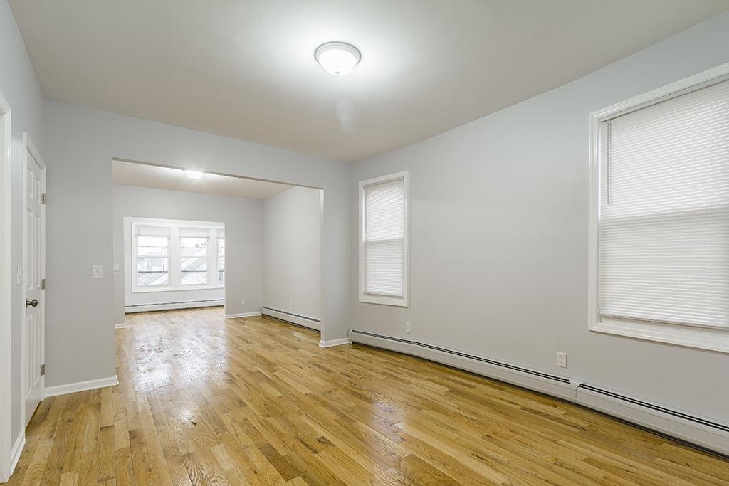126 WEST 16TH ST