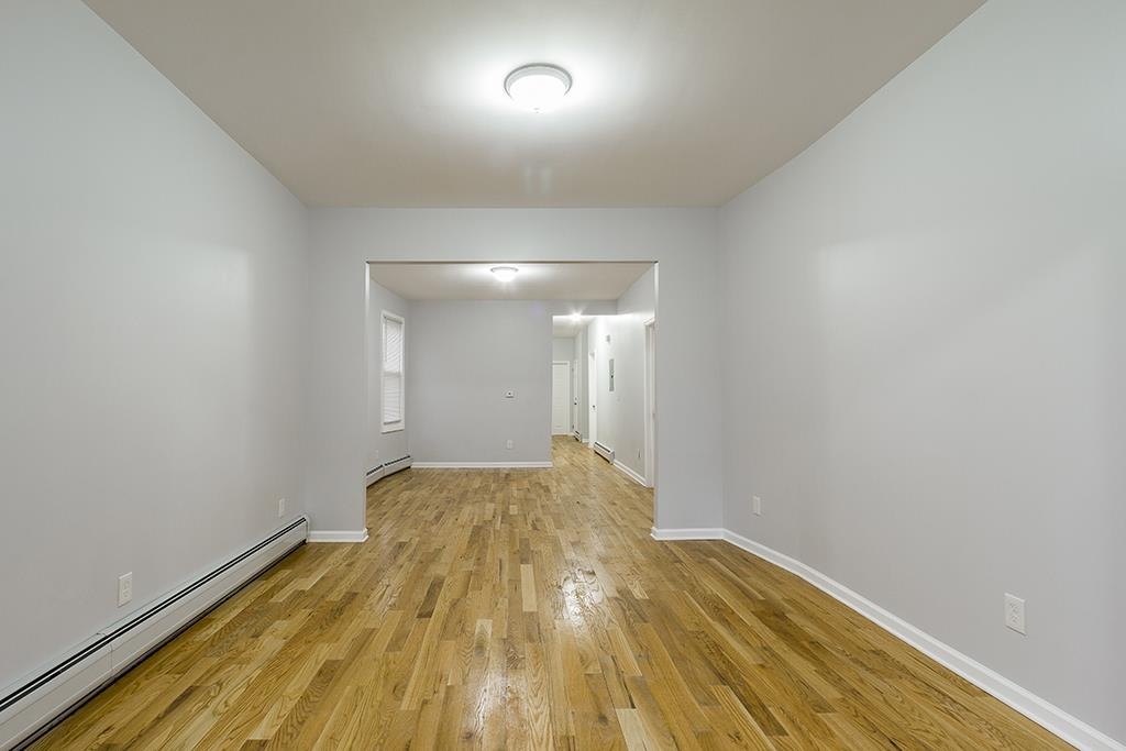 126 WEST 16TH ST