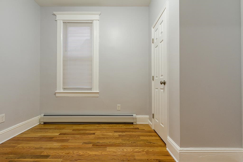 126 WEST 16TH ST