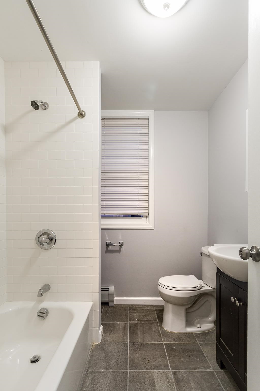 126 WEST 16TH ST