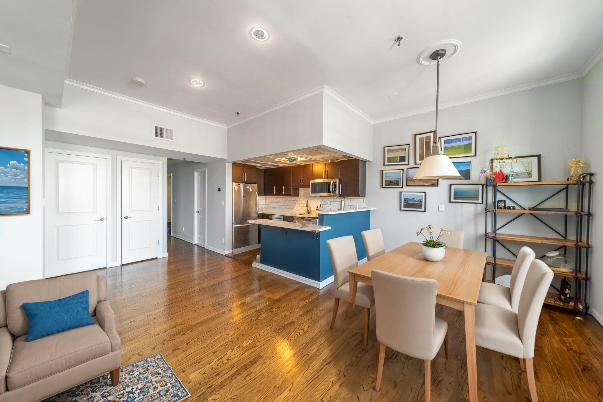 357 VARICK ST Unit: 523B