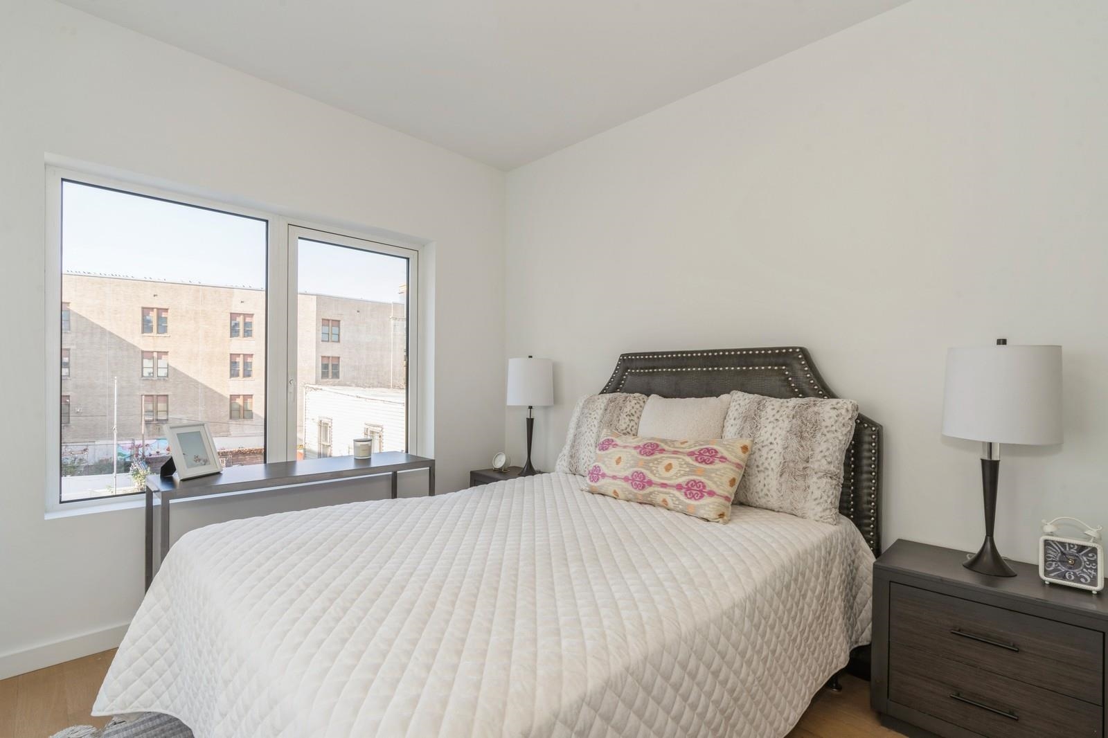 139 BRUNSWICK ST Unit: 305
