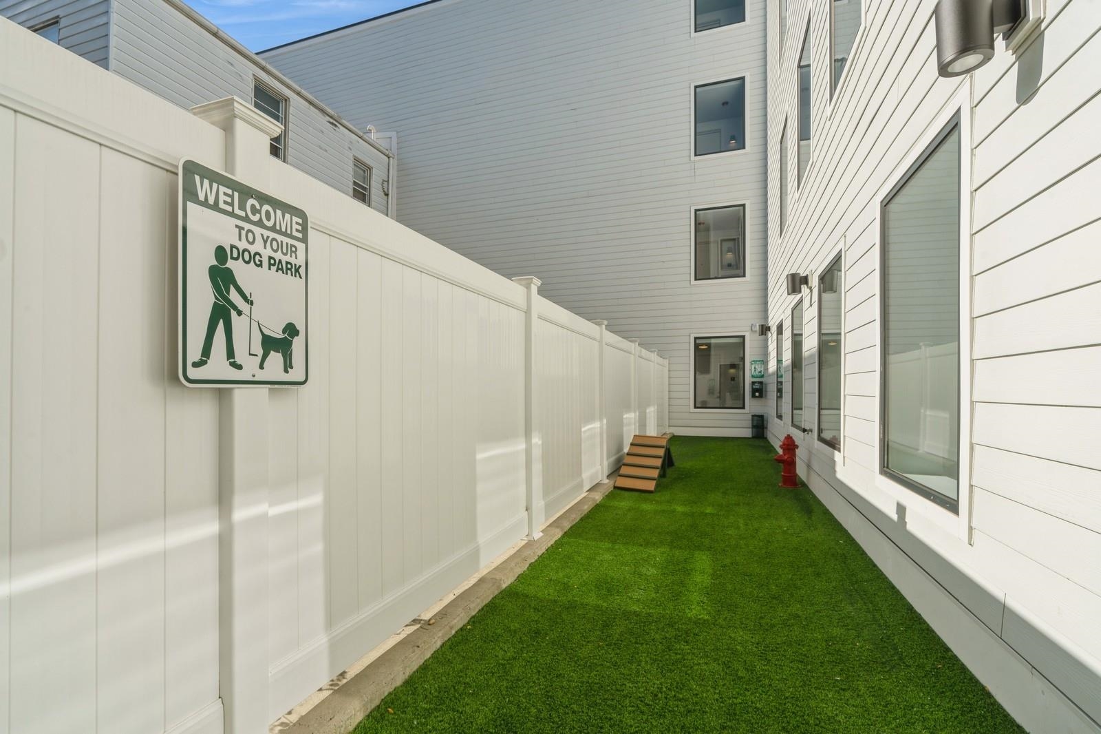 139 BRUNSWICK ST Unit: 305
