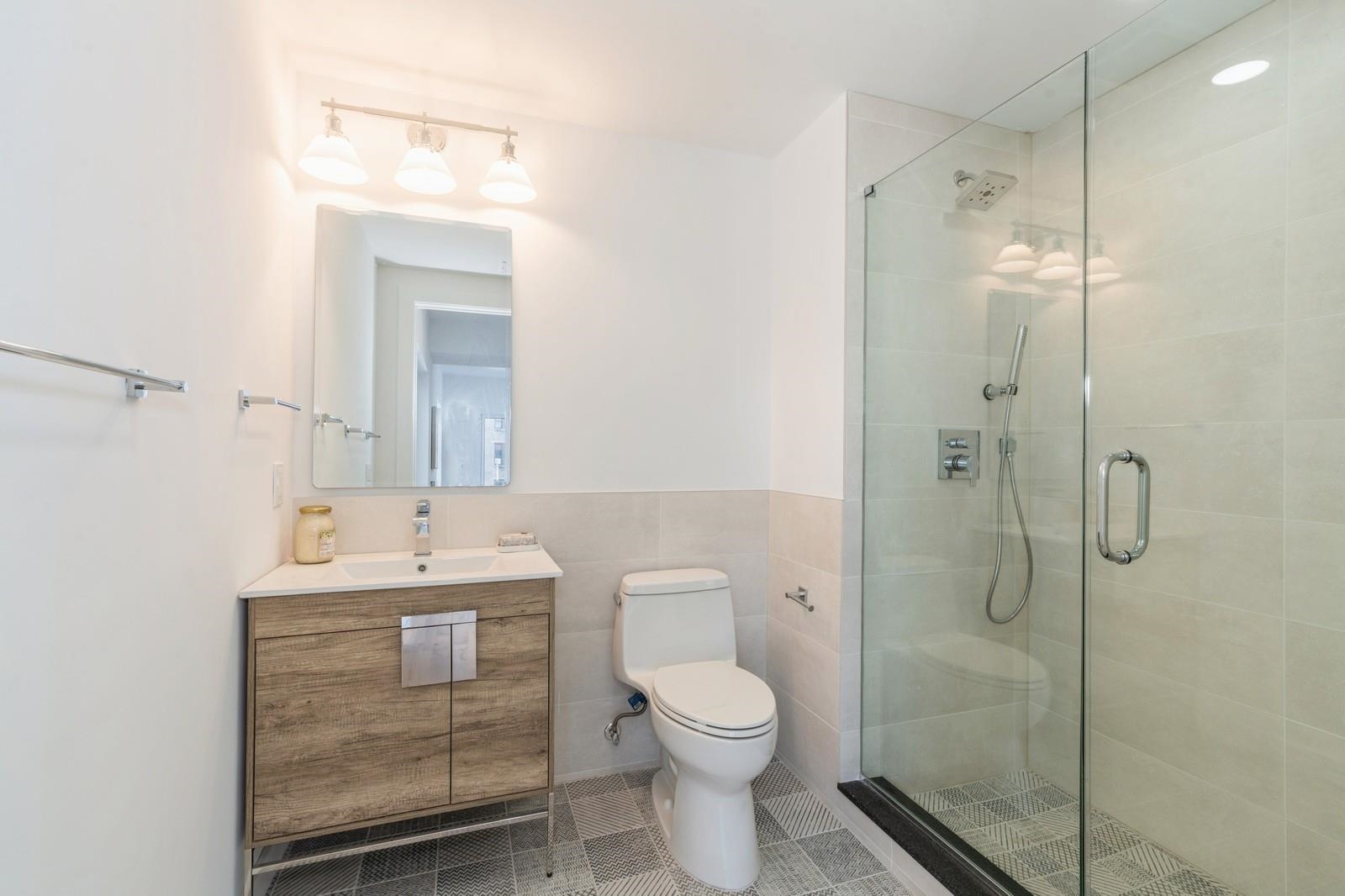139 BRUNSWICK ST Unit: 305