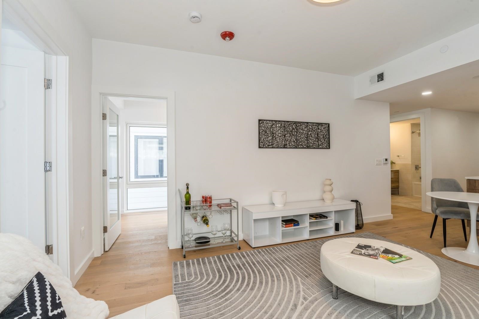 139 BRUNSWICK ST Unit: 305
