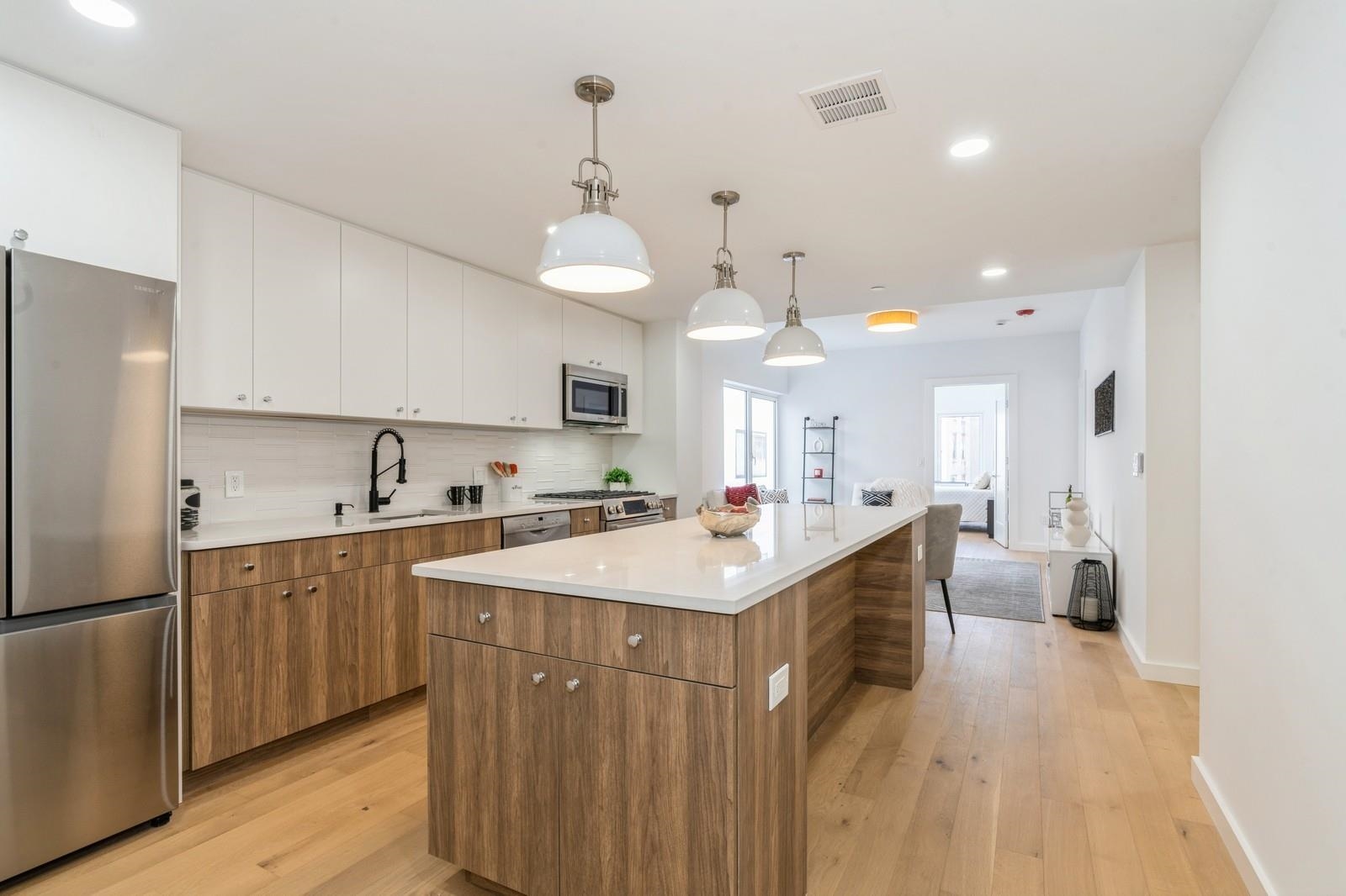 139 BRUNSWICK ST Unit: 305