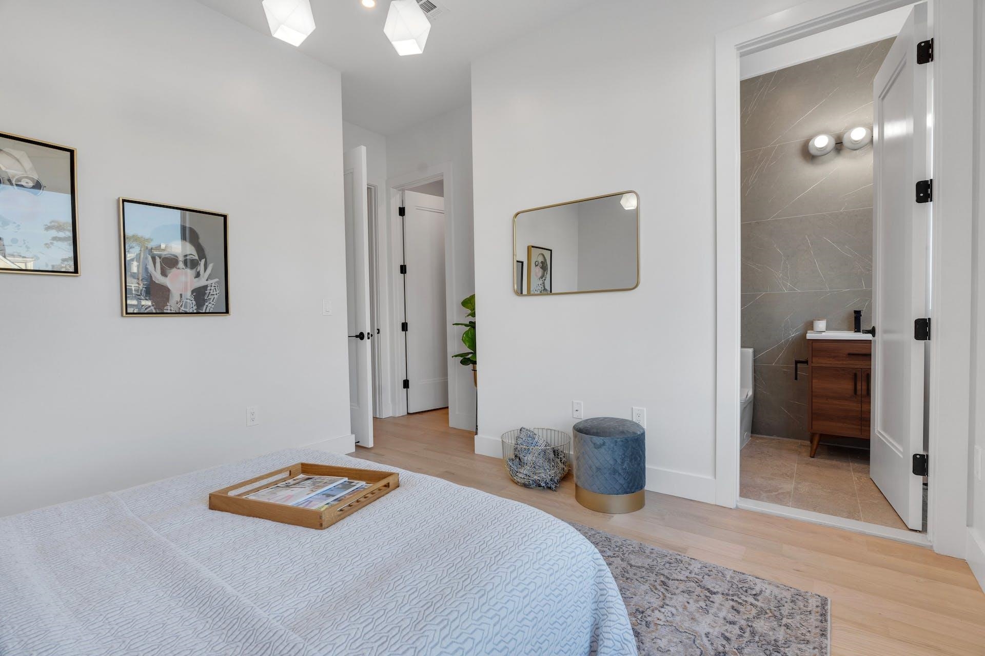 12 IRVING ST Unit: 1