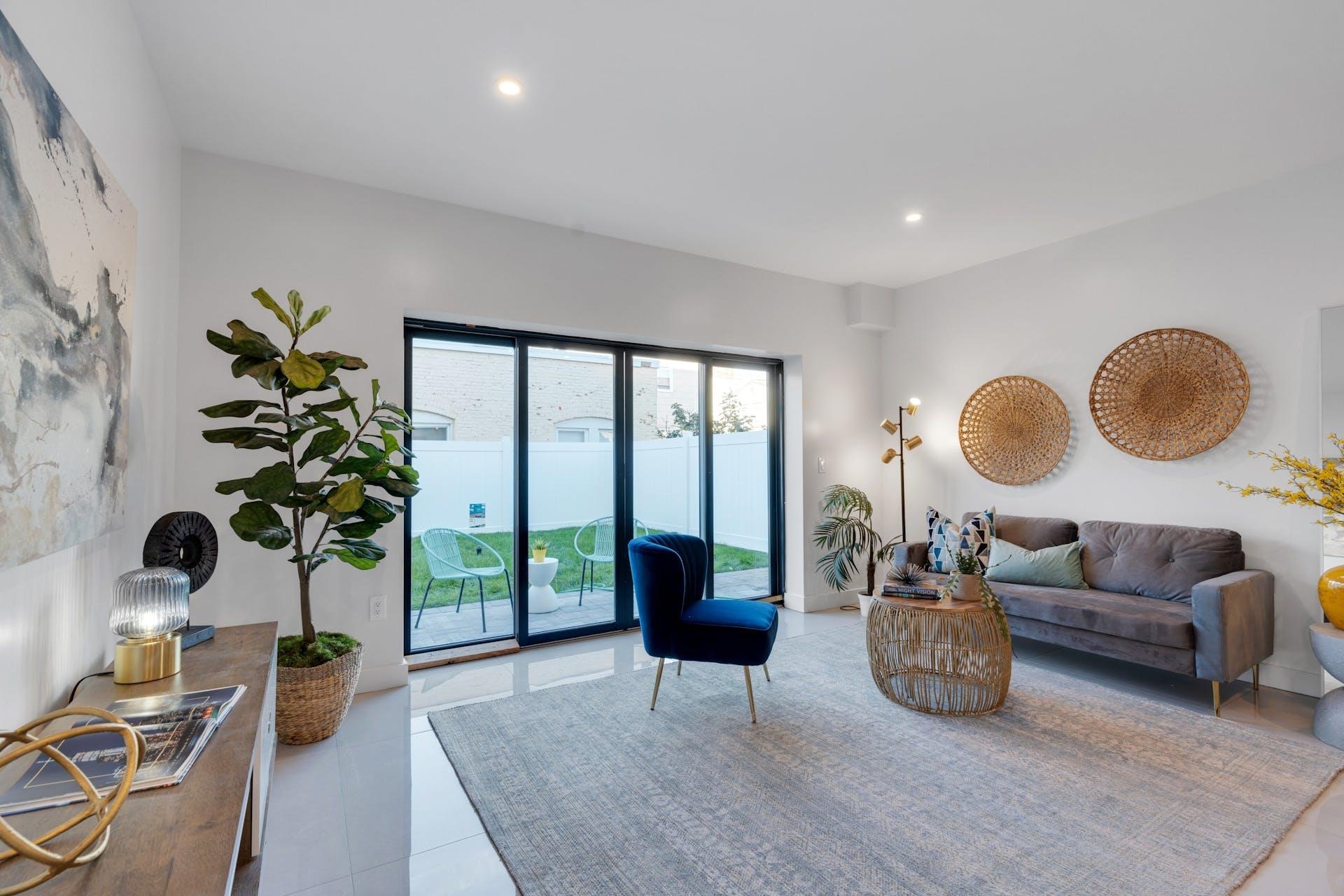 12 IRVING ST Unit: 1