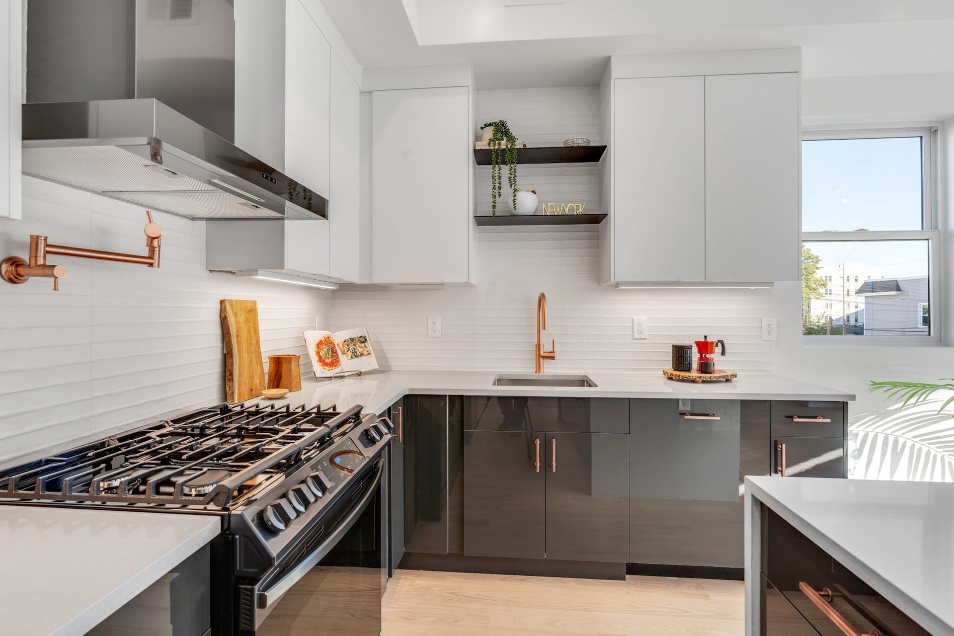 12 IRVING ST Unit: 1