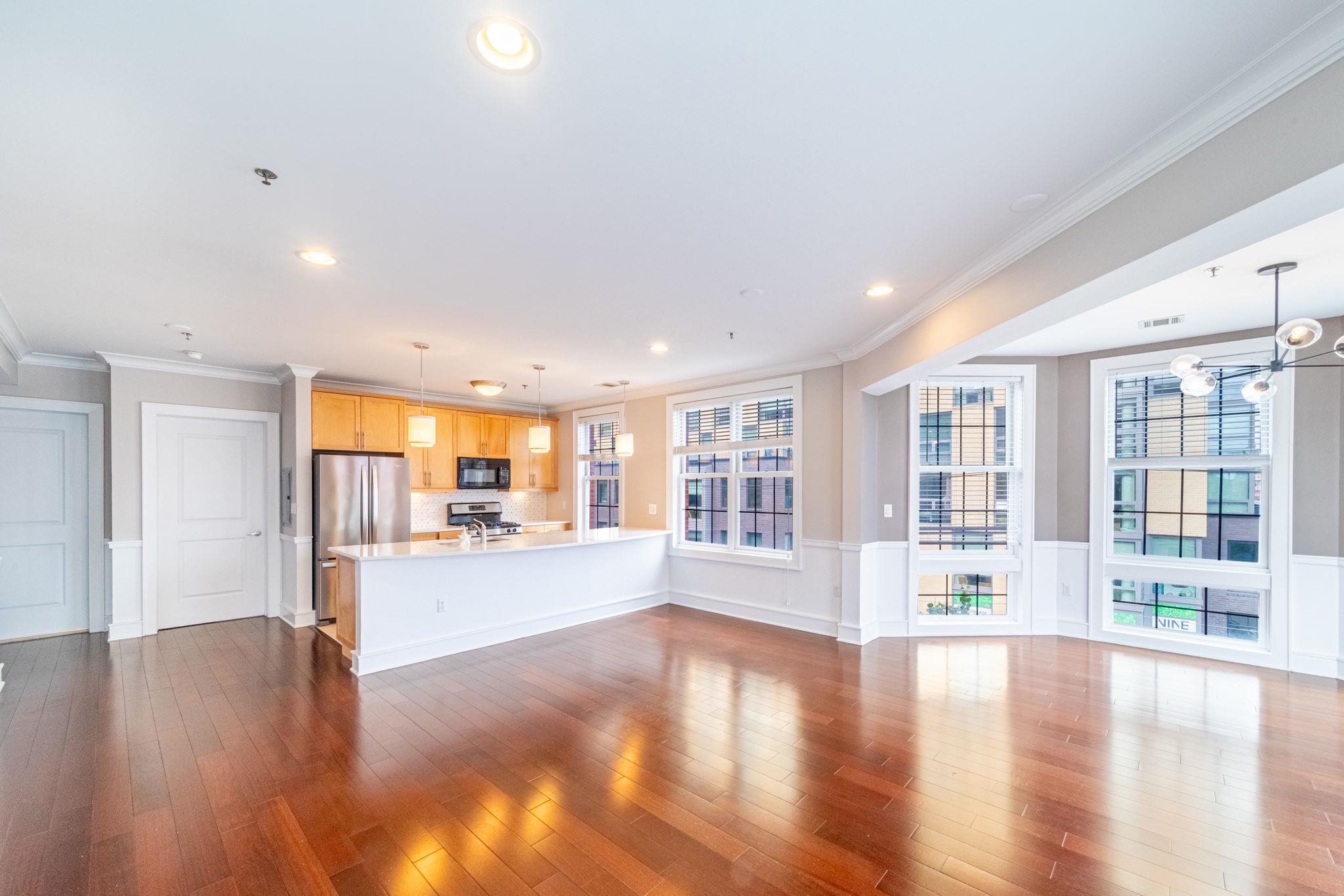 830 MONROE ST Unit: 4J