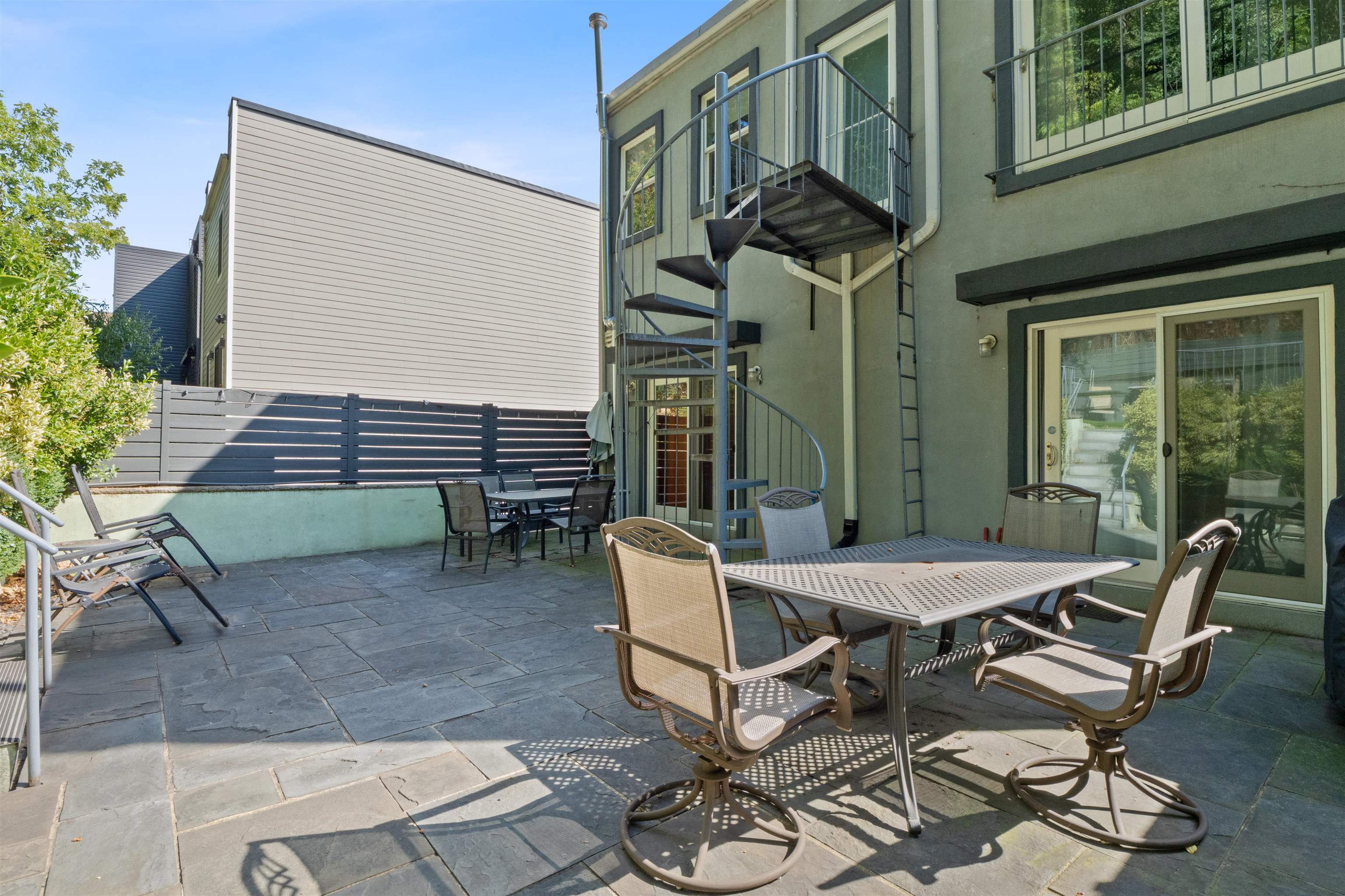 14 19TH ST Unit: 1