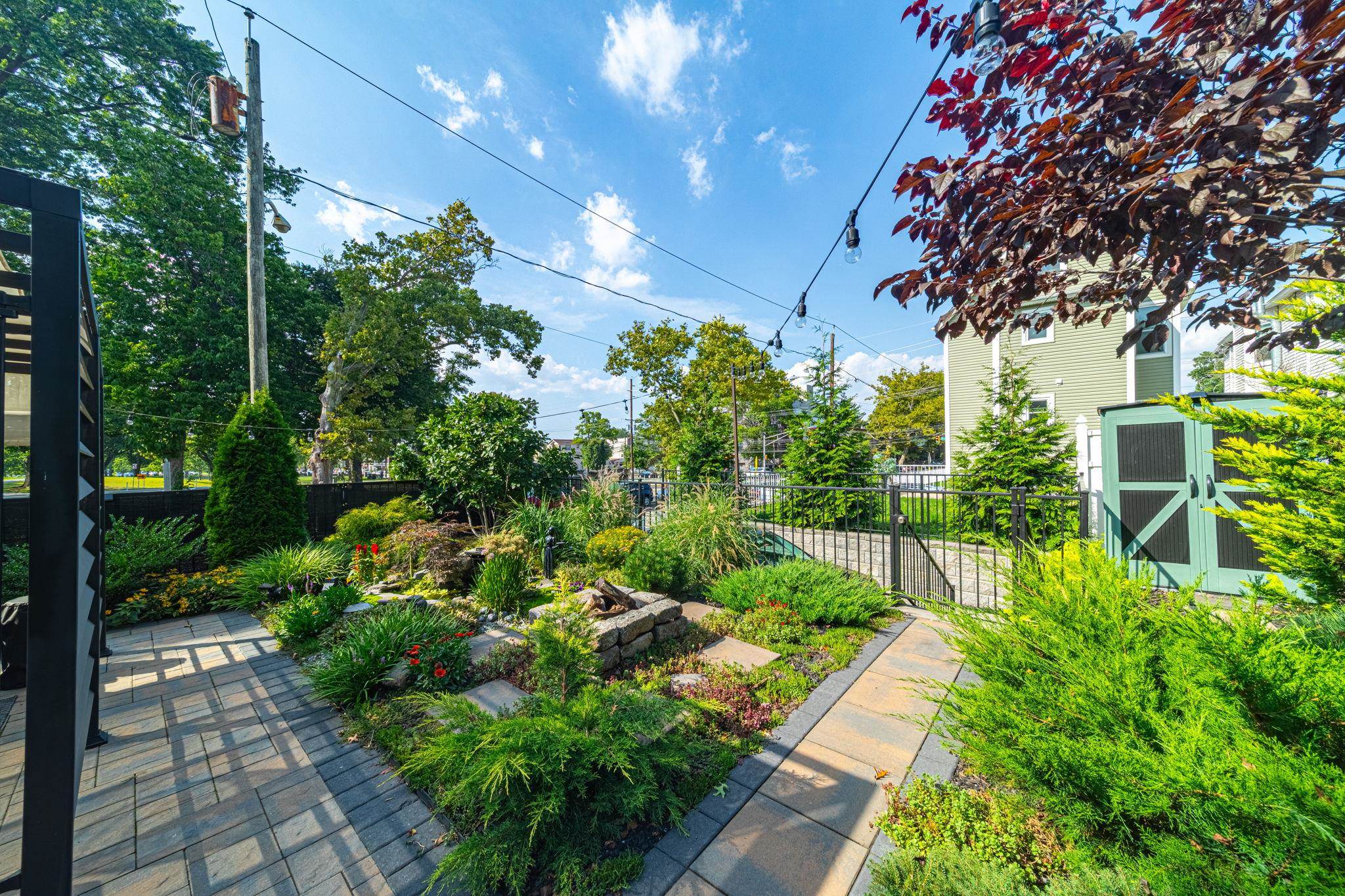 76 CONDICT ST
