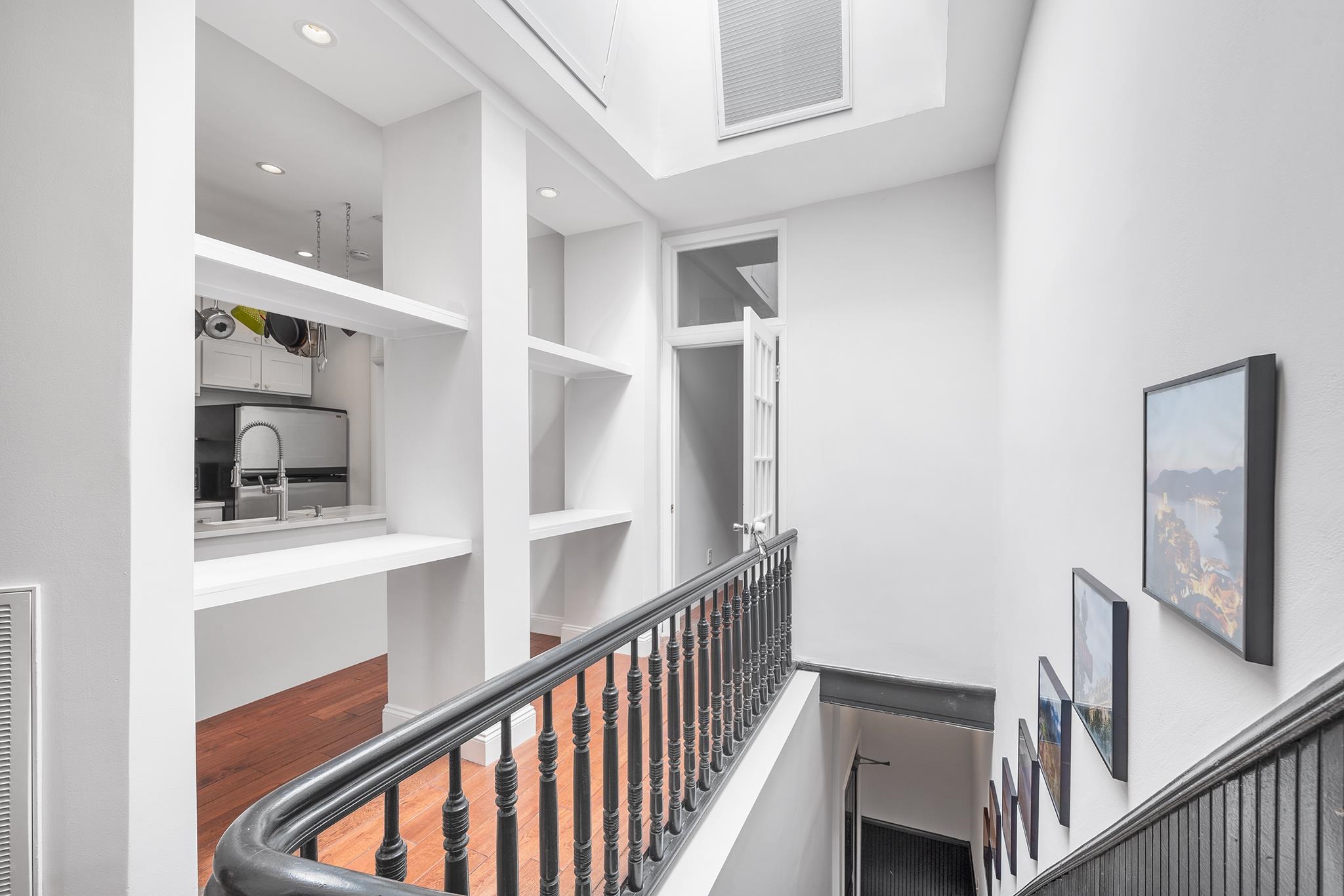 245 GRIFFITH ST Unit: 3