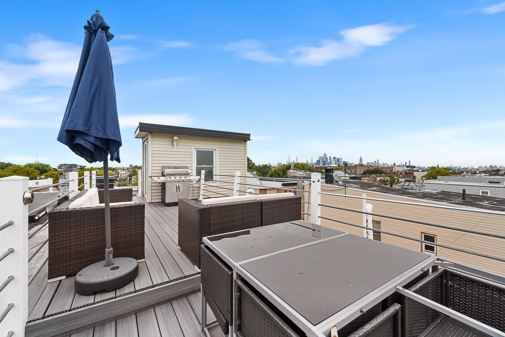 245 GRIFFITH ST Unit: 3