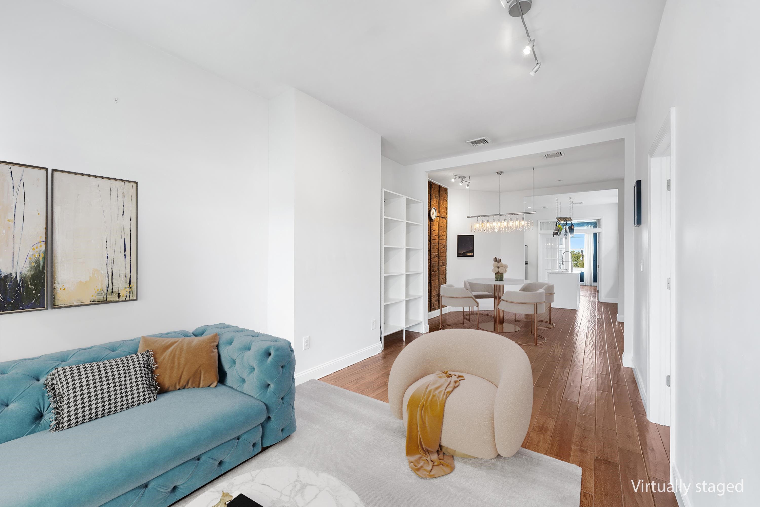 245 GRIFFITH ST Unit: 3