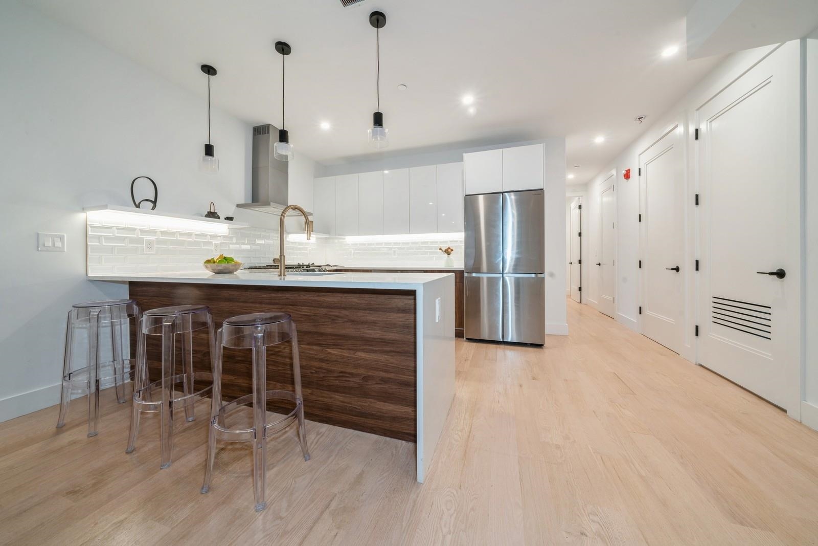 22 BRIGHT ST Unit: 2