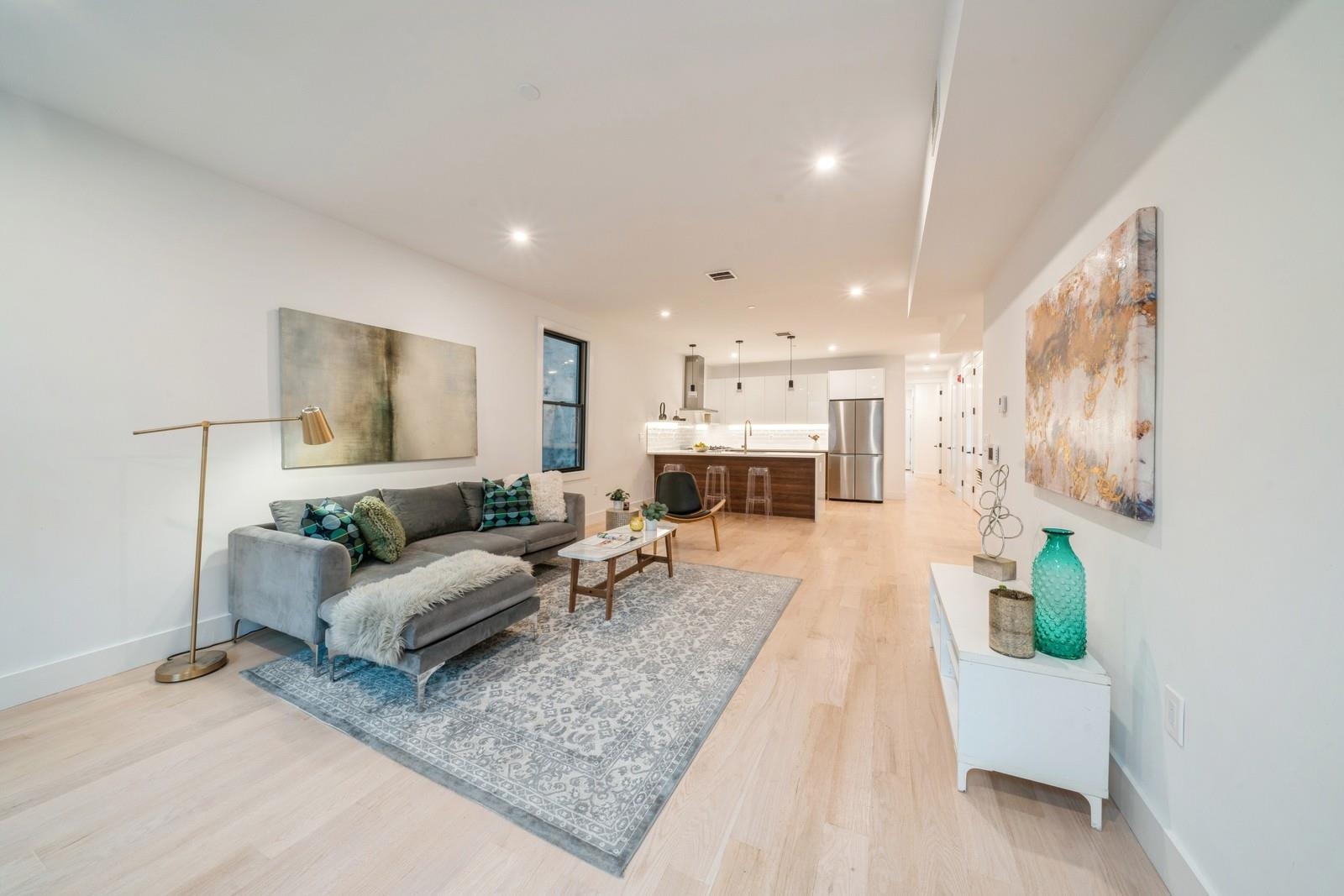 22 BRIGHT ST Unit: 2