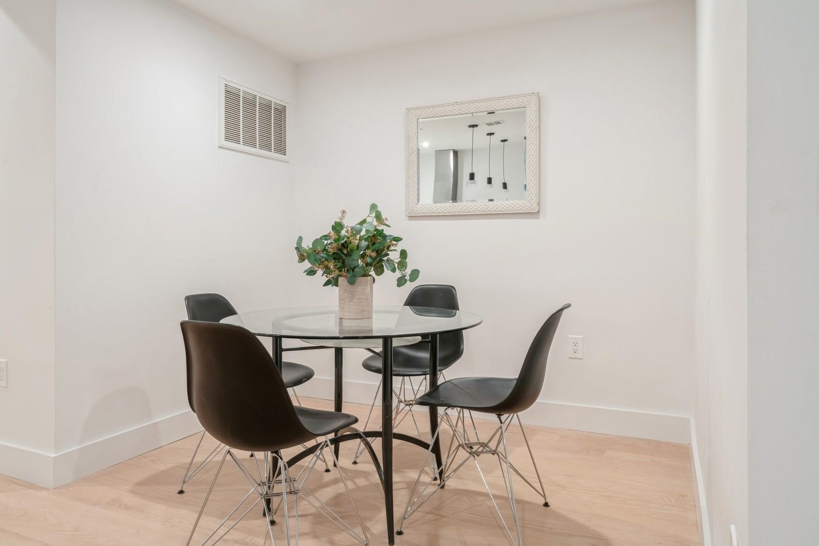 22 BRIGHT ST Unit: 3
