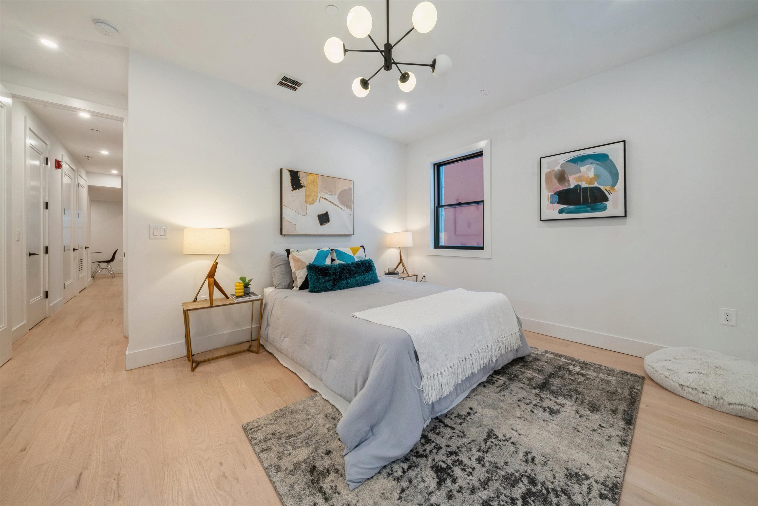 22 BRIGHT ST Unit: 3