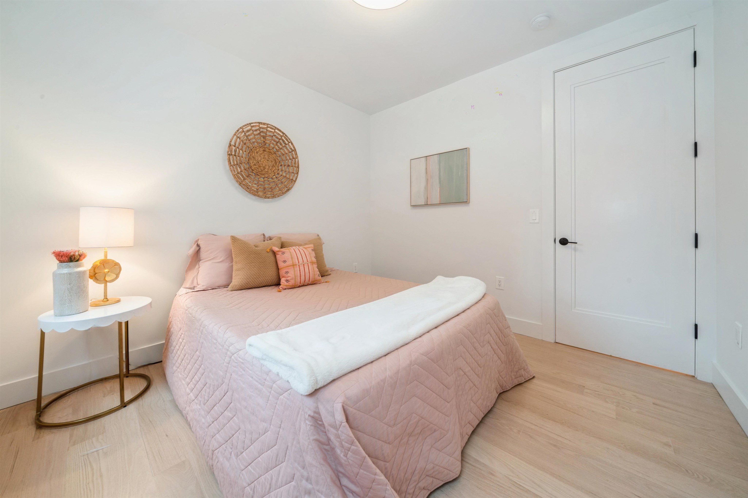 22 BRIGHT ST Unit: 3