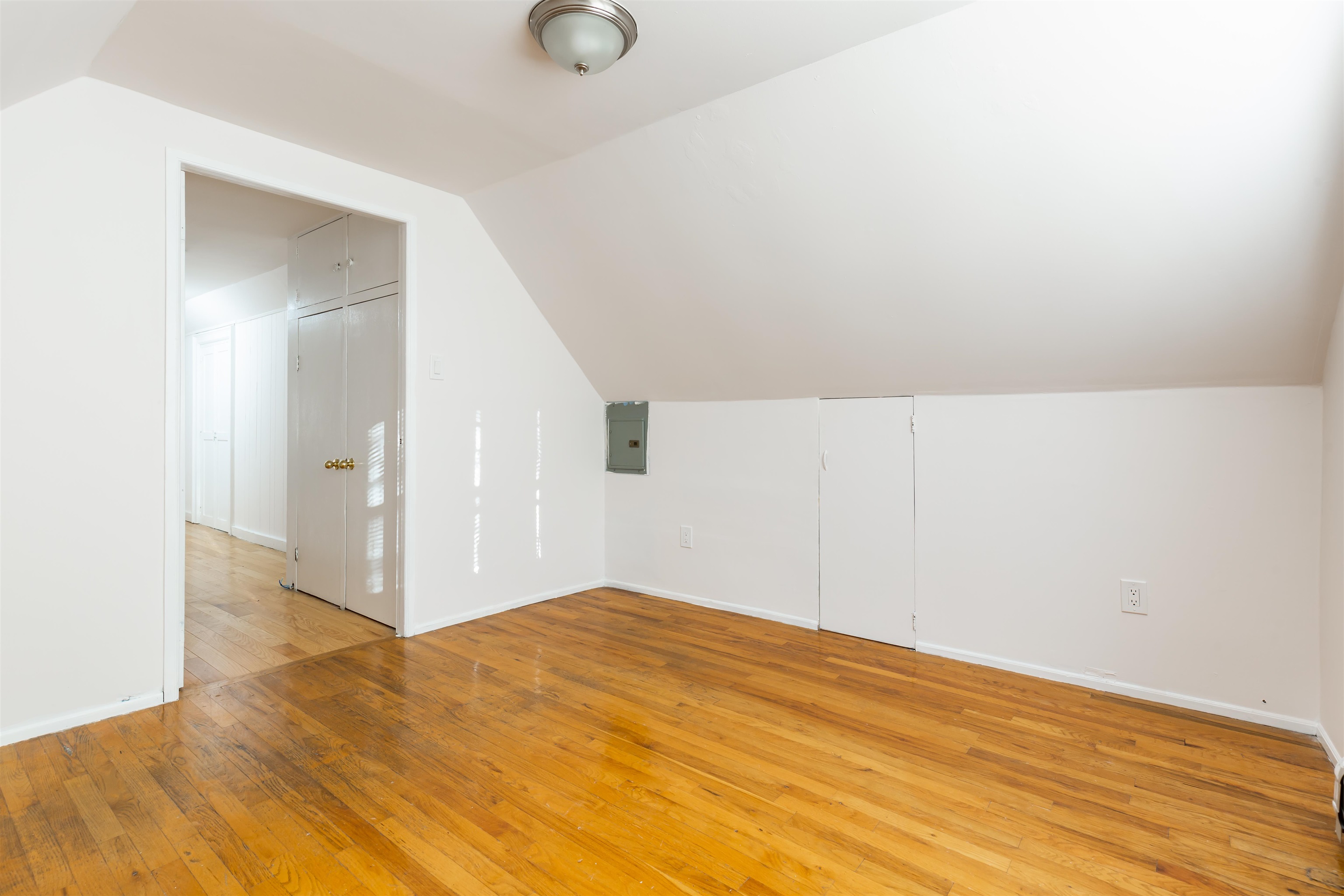 37B GAUTIER AVE