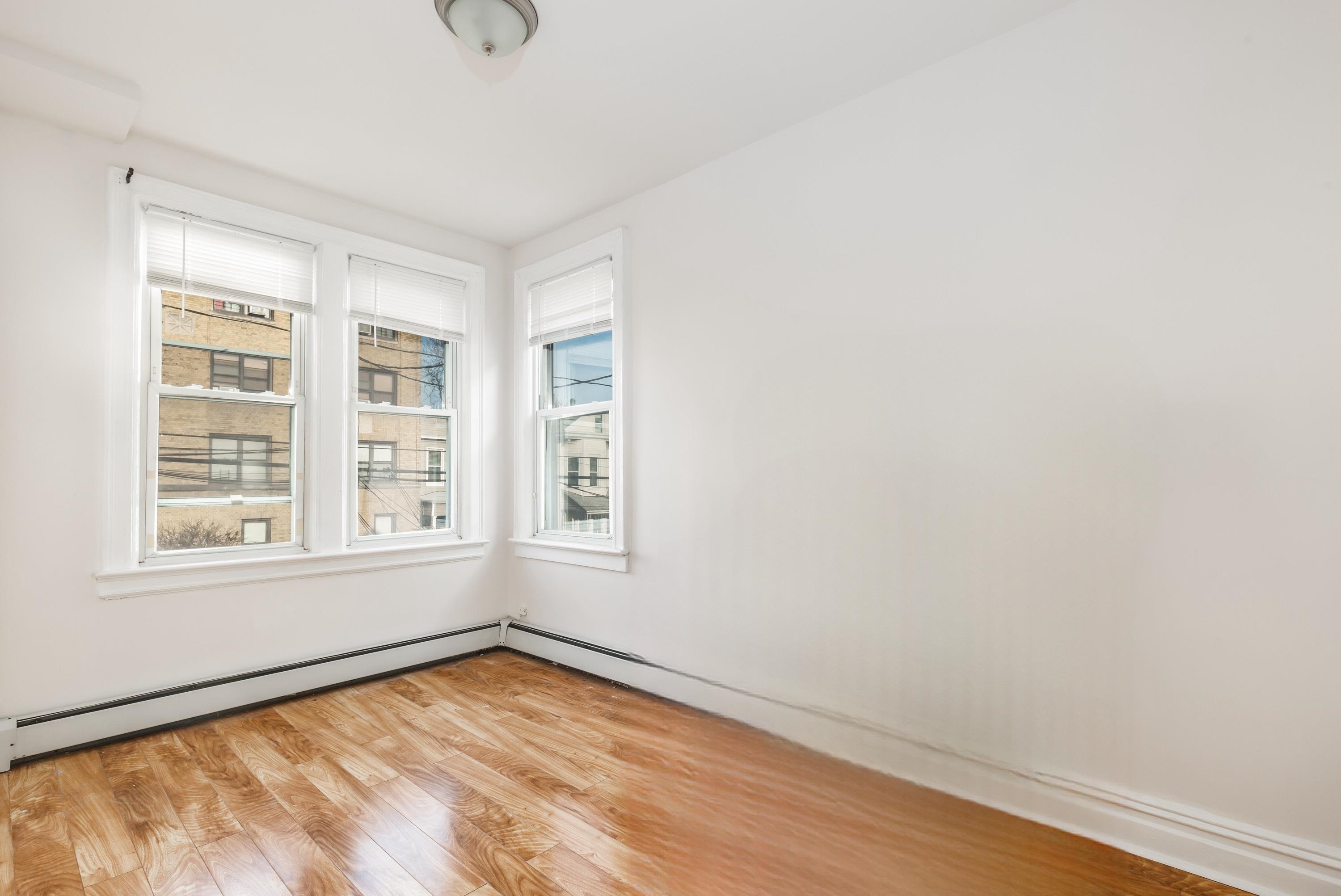 37B GAUTIER AVE