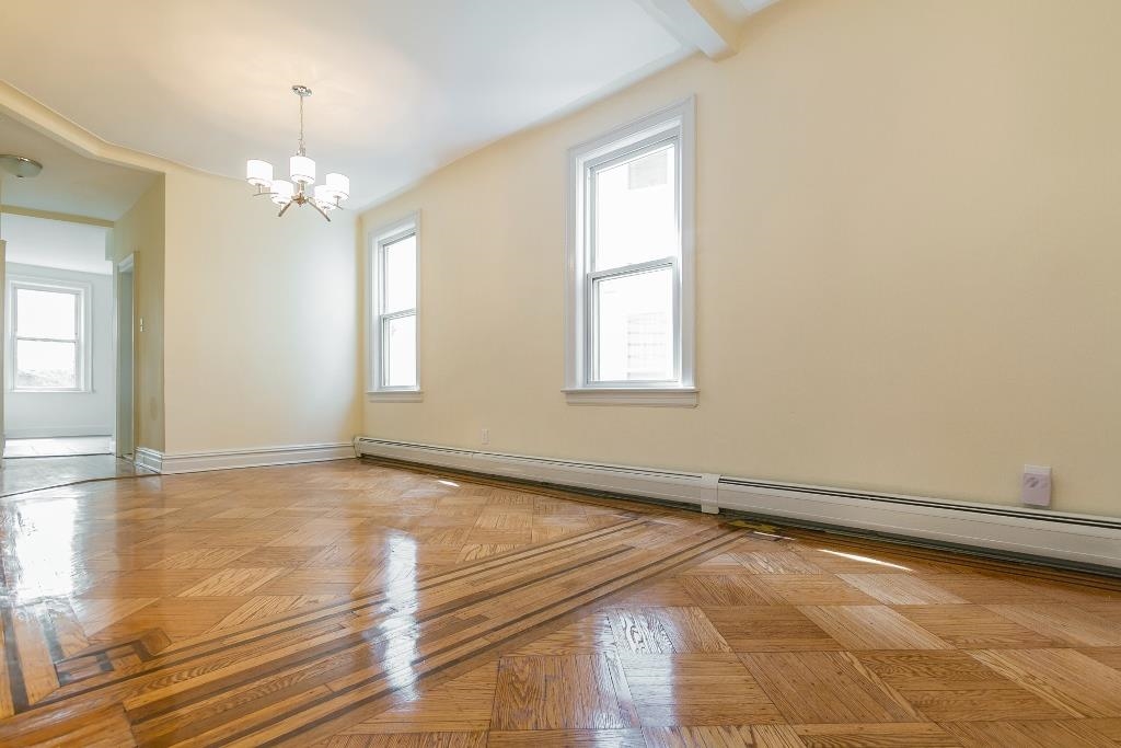 37B GAUTIER AVE