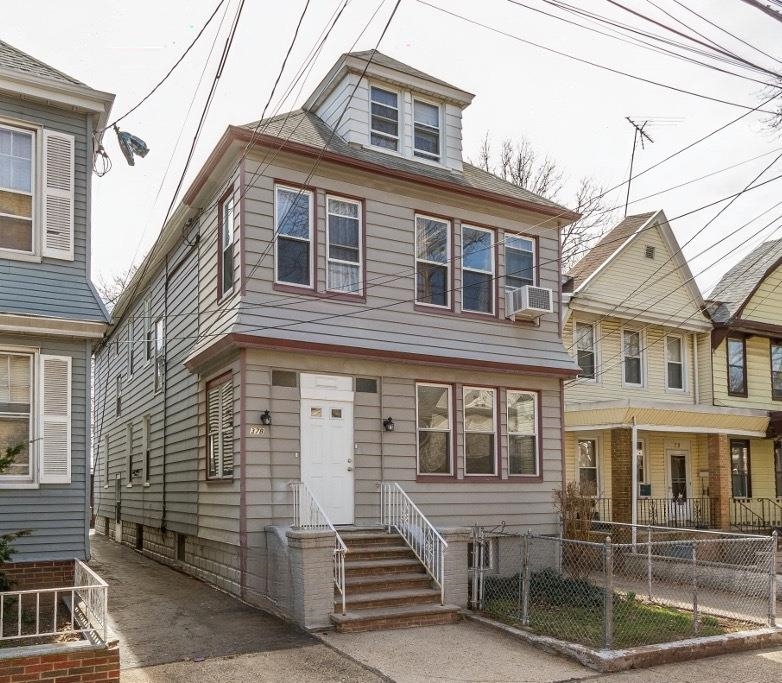 37B GAUTIER AVE