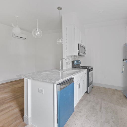 113 39TH ST Unit: 3