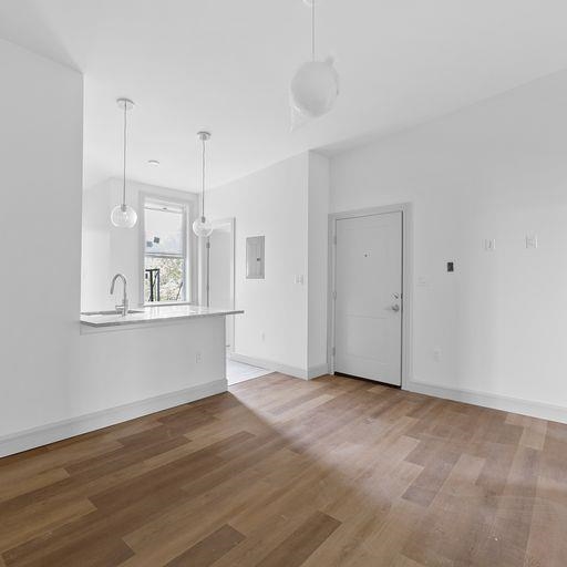 113 39TH ST Unit: 3