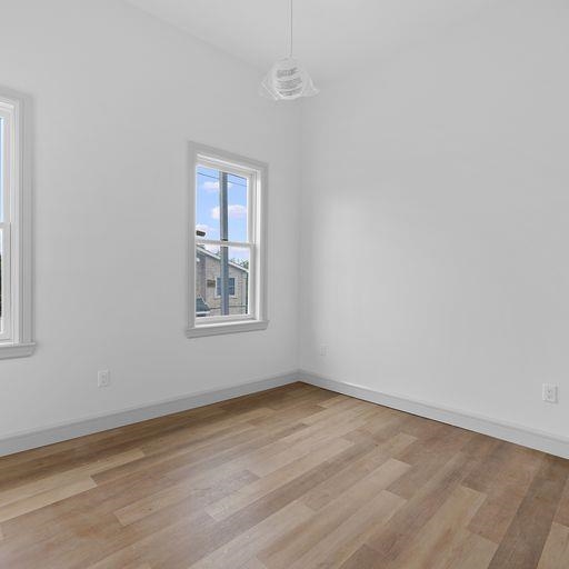 113 39TH ST Unit: 3