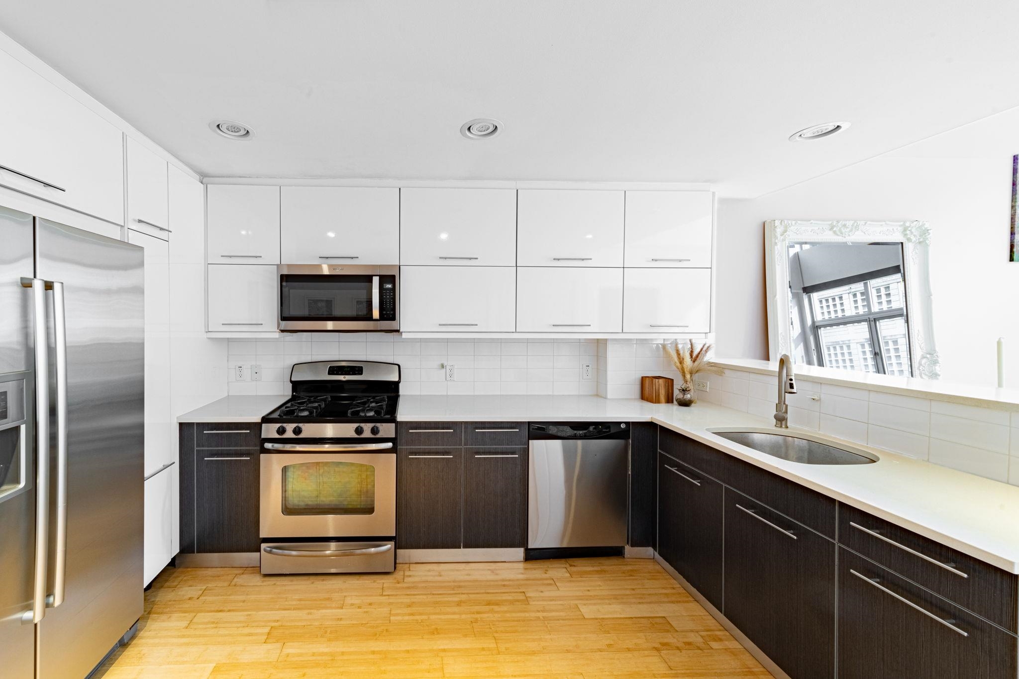 154 STEUBEN ST Unit: 702