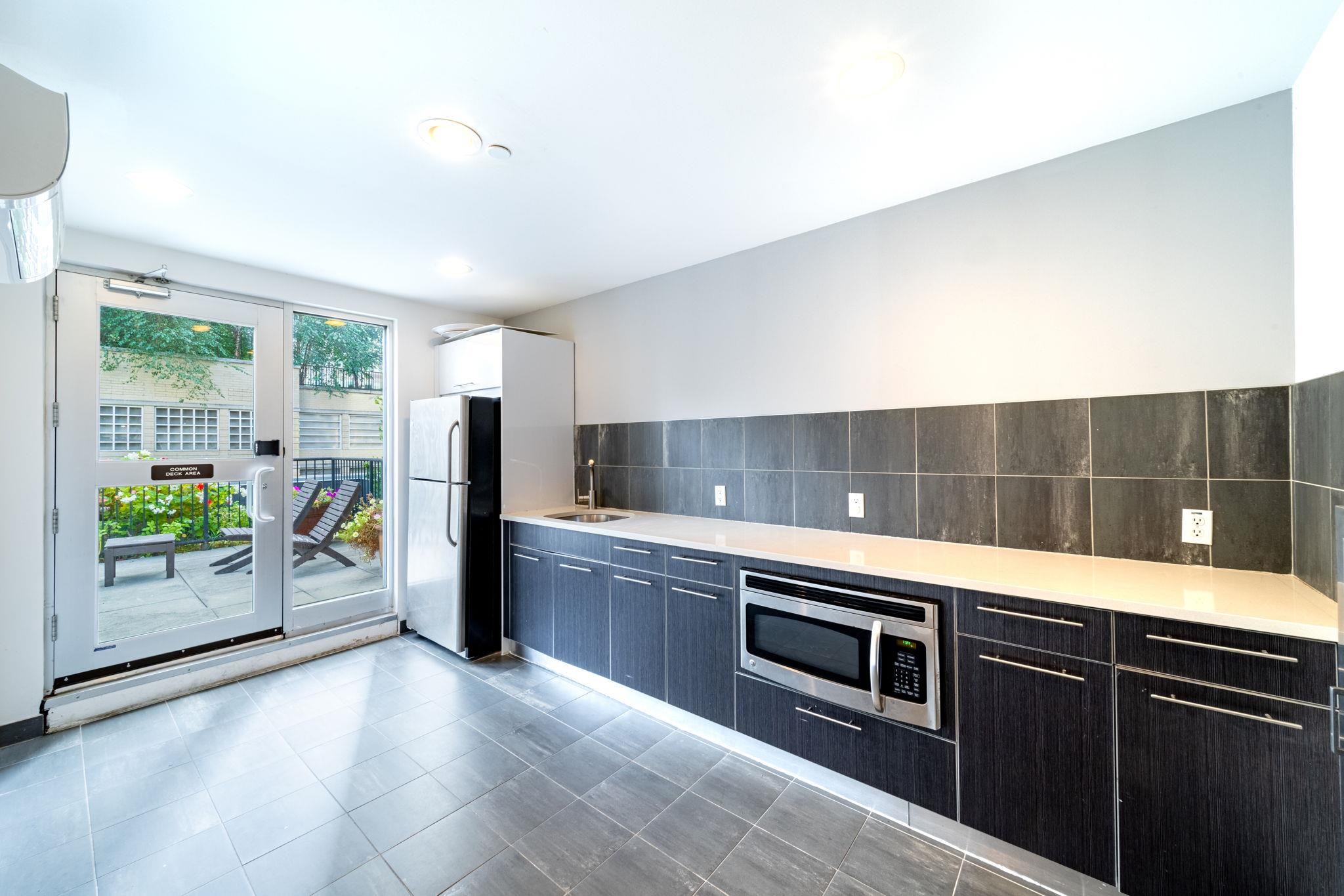 154 STEUBEN ST Unit: 702