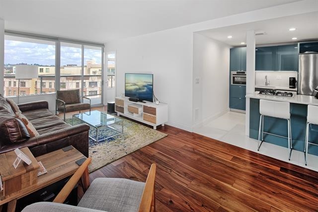 6050 BLVD EAST Unit: 8D