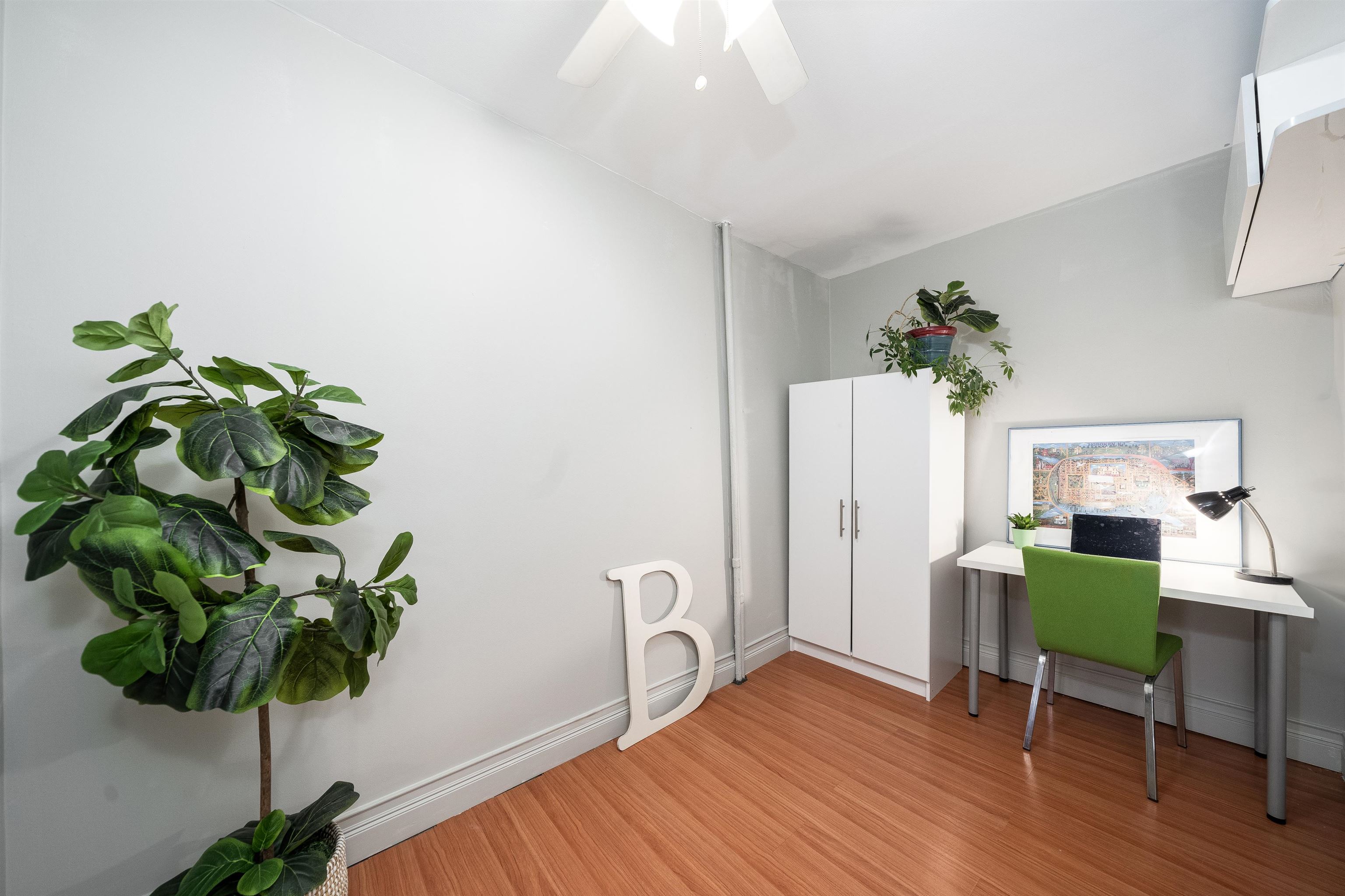 358 6TH ST Unit: 3L