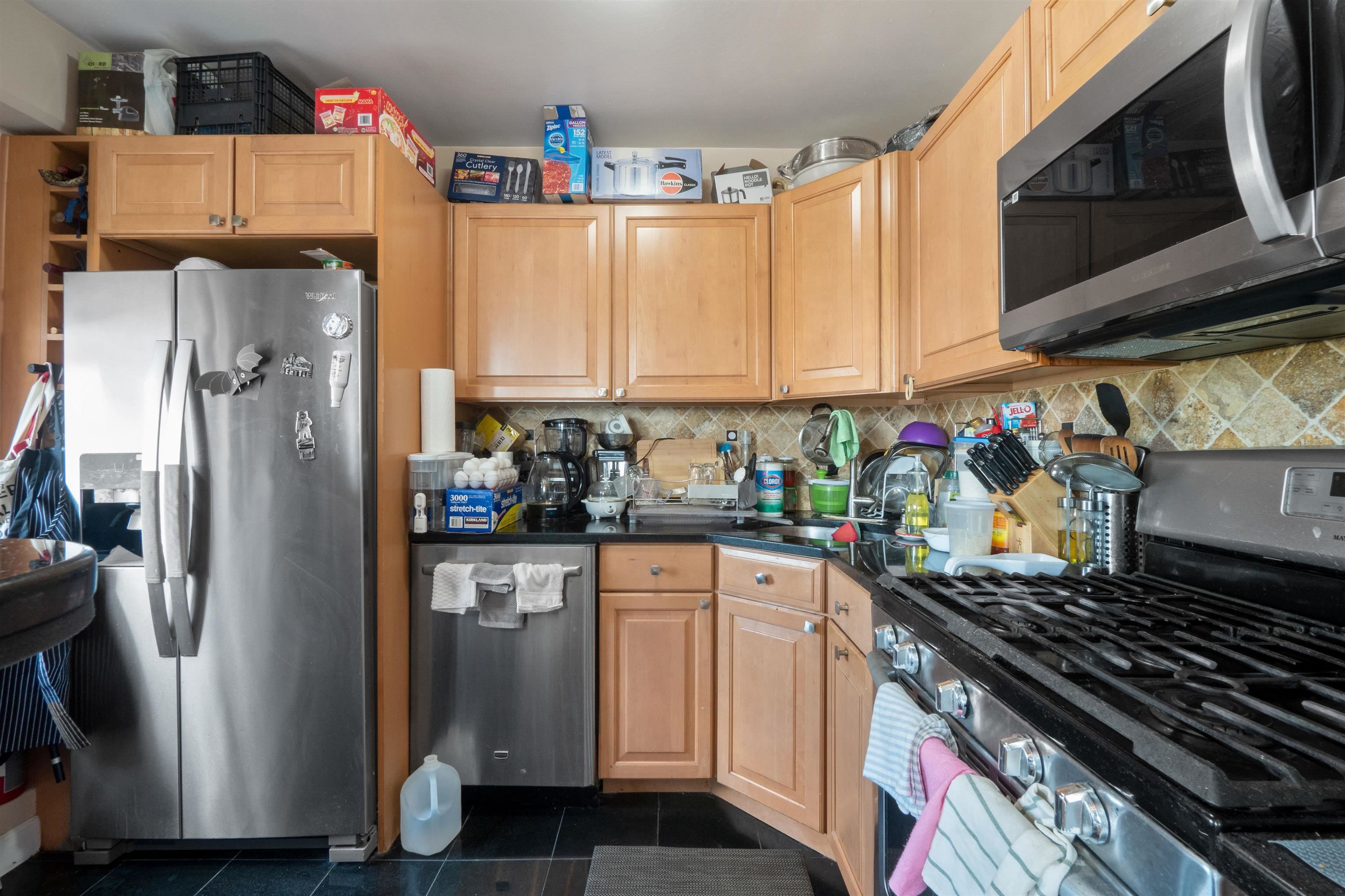 8800 BLVD EAST Unit: 8D