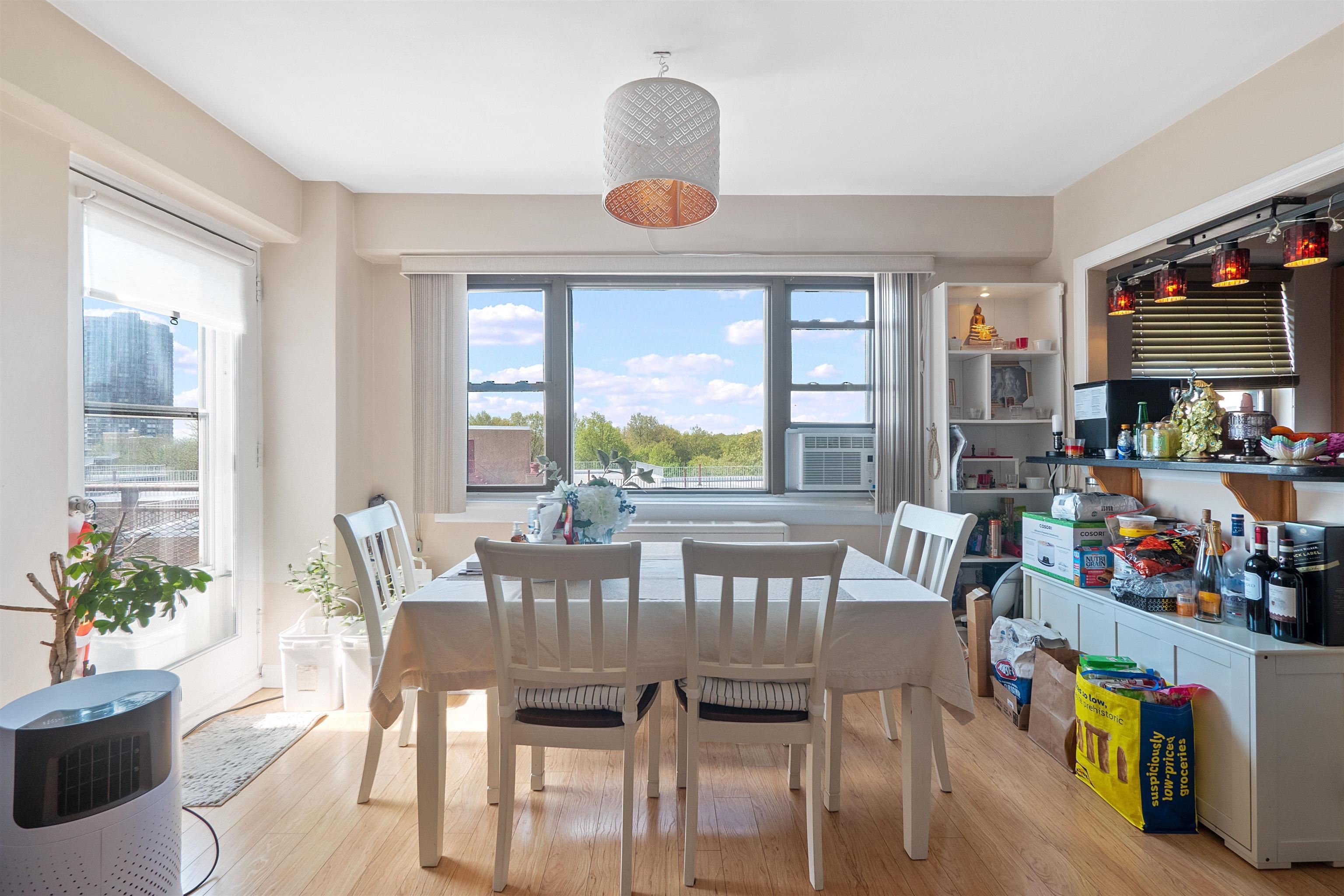8800 BLVD EAST Unit: 8D