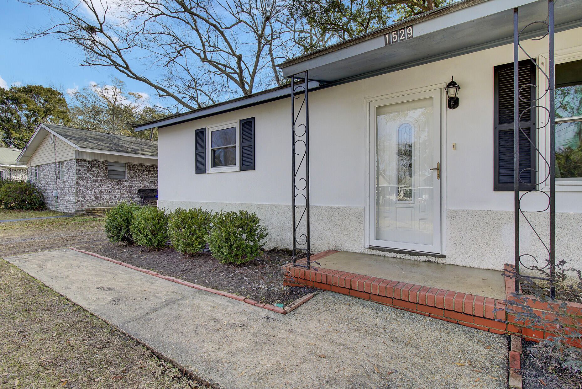 1529 N Avalon Circle