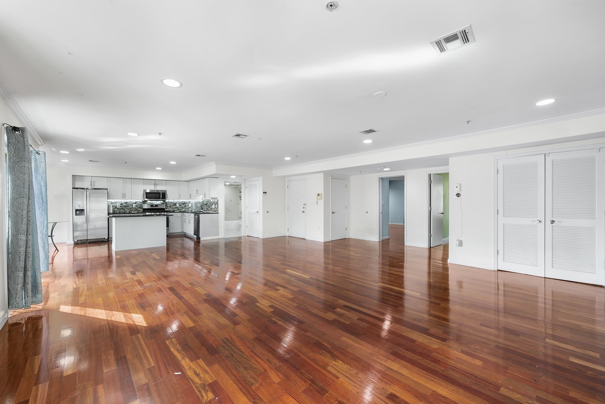 4801 PALISADE AVE Unit: 2 B