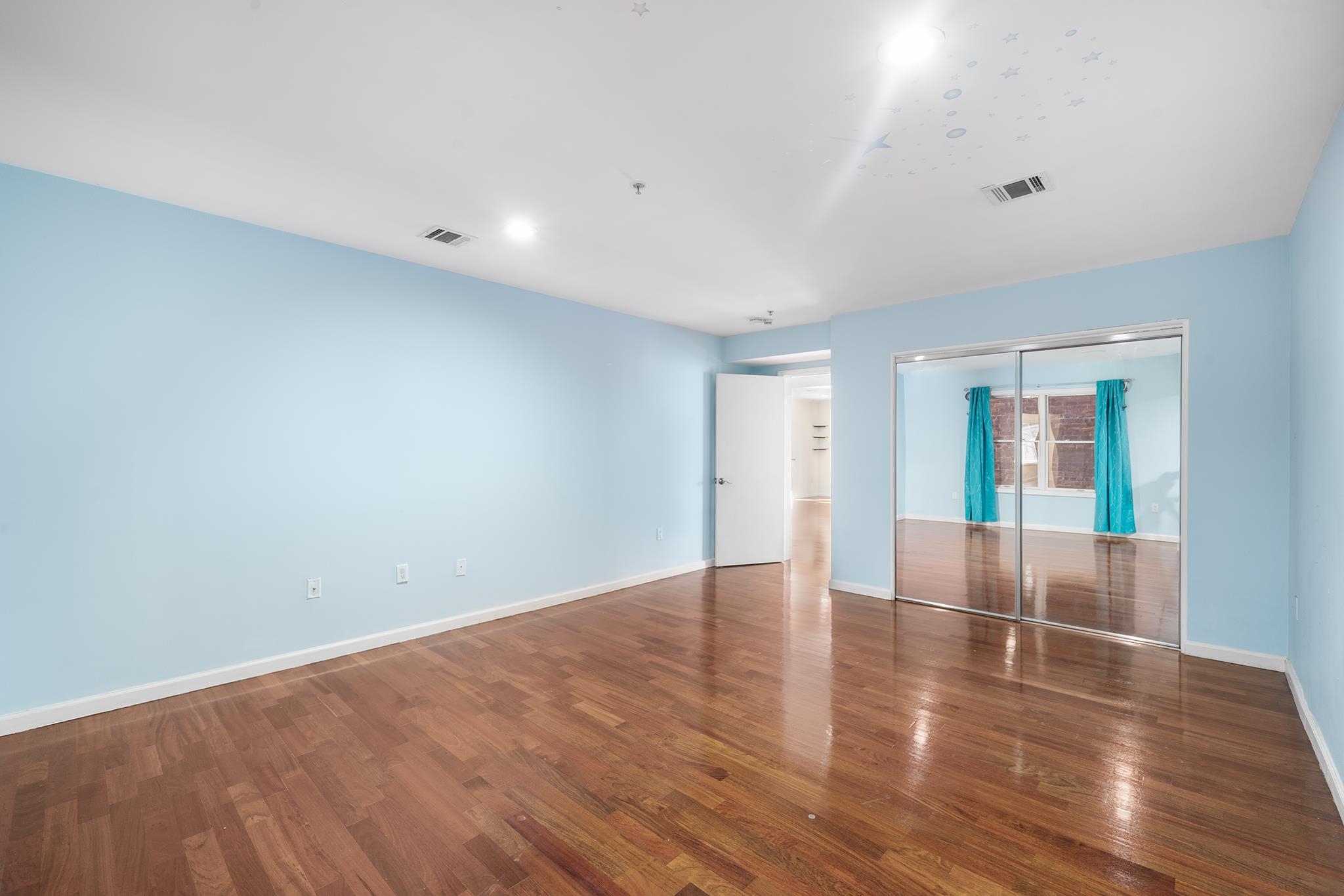 4801 PALISADE AVE Unit: 2 B