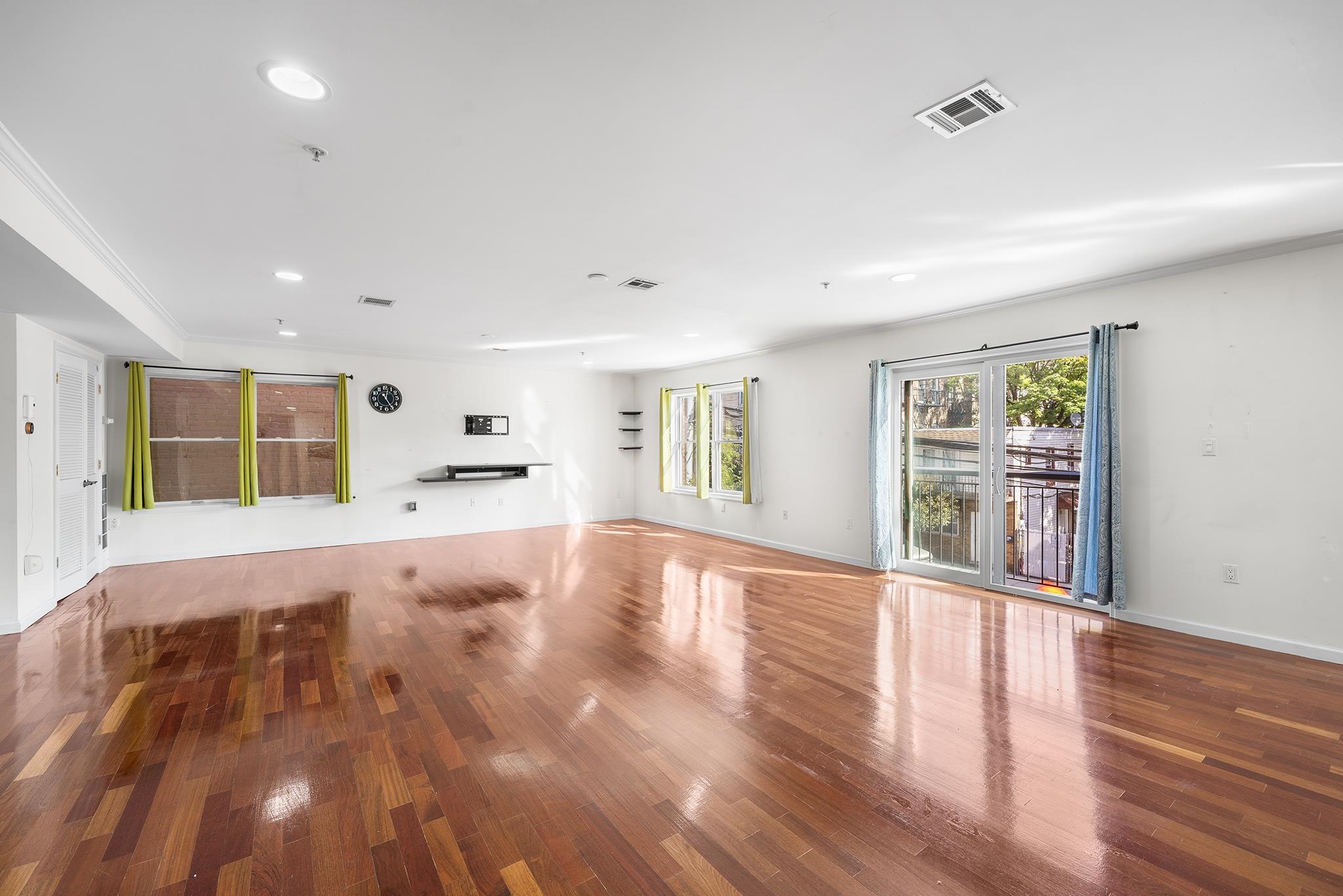 4801 PALISADE AVE Unit: 2 B