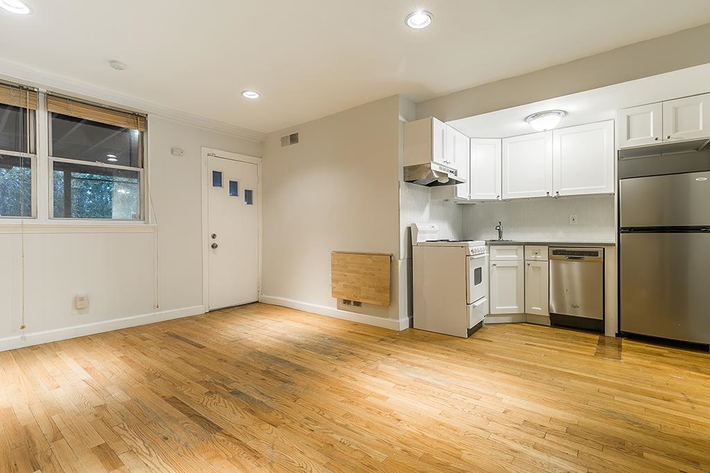 86 PALISADE AVE