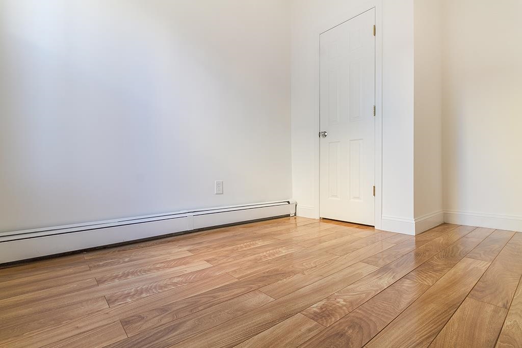 412 2ND ST