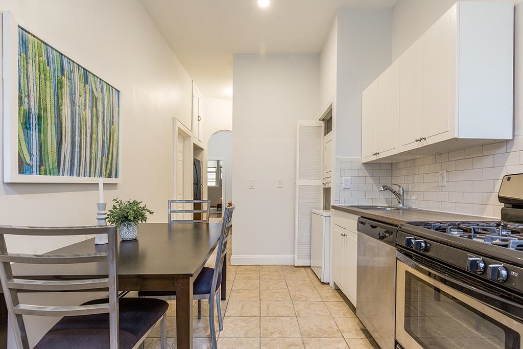 412 2ND ST