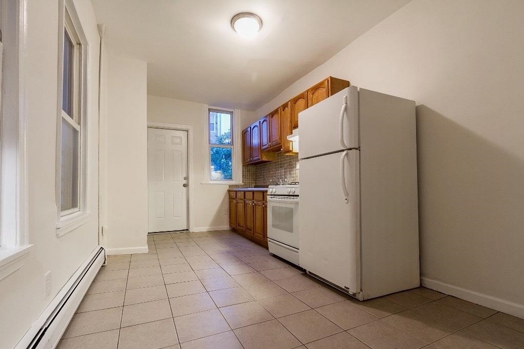 66A WILLIAMS AVE