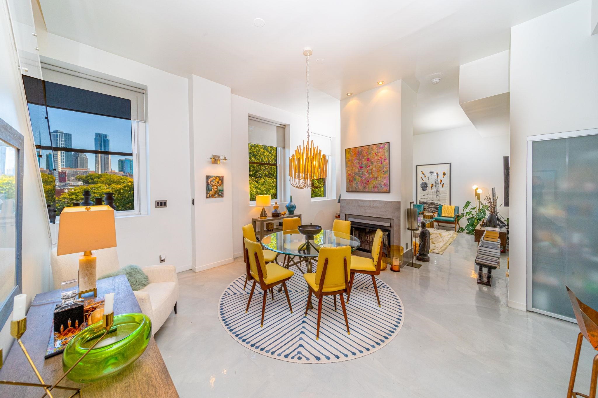 167 WAYNE ST Unit: 401