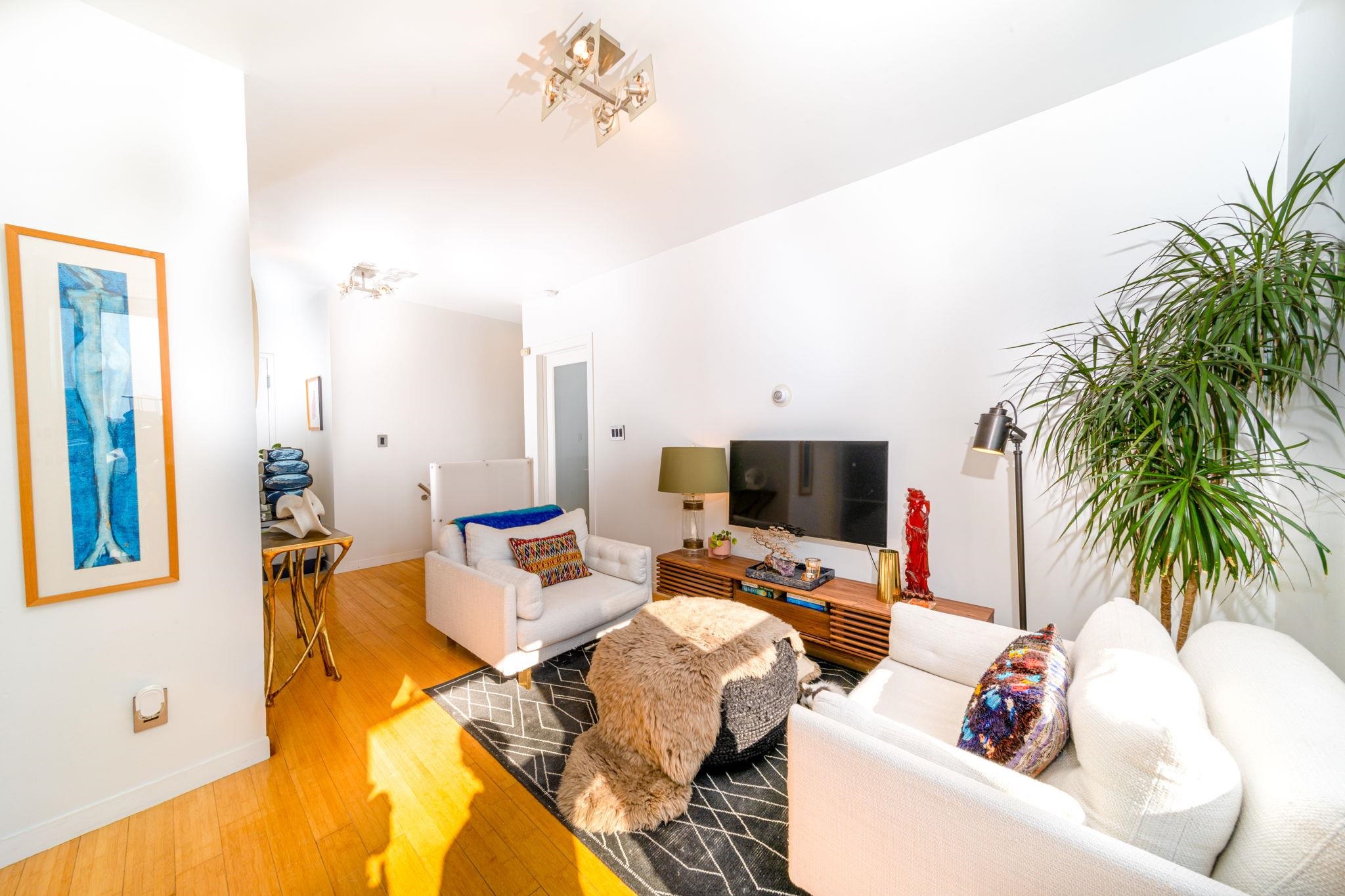 167 WAYNE ST Unit: 401