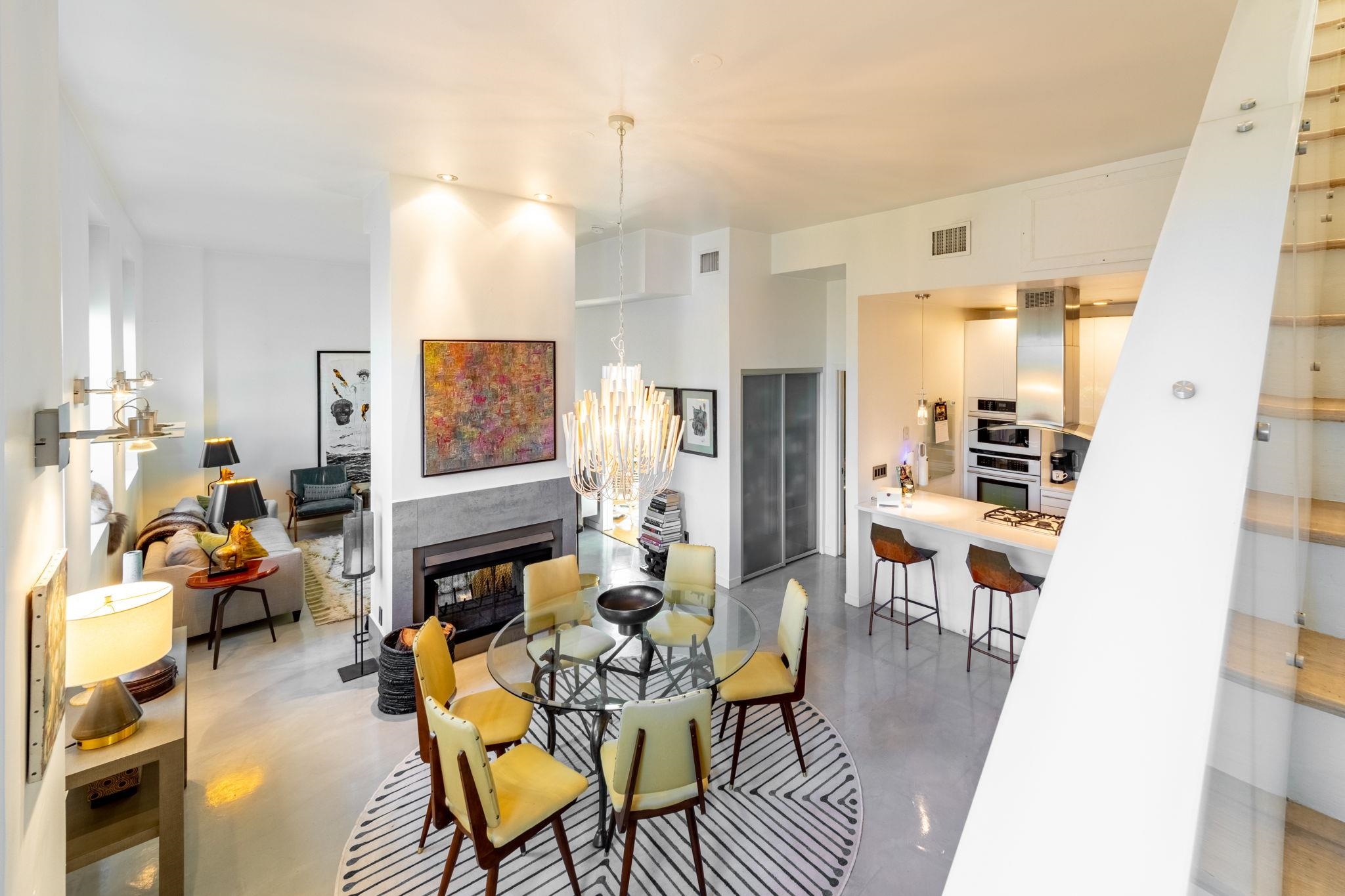 167 WAYNE ST Unit: 401