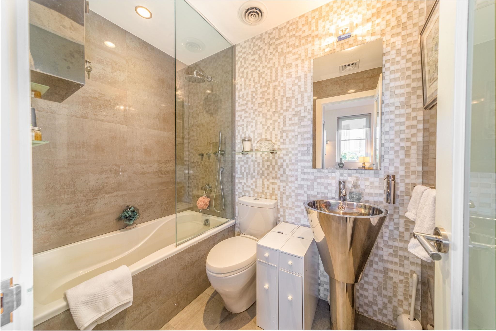 167 WAYNE ST Unit: 401